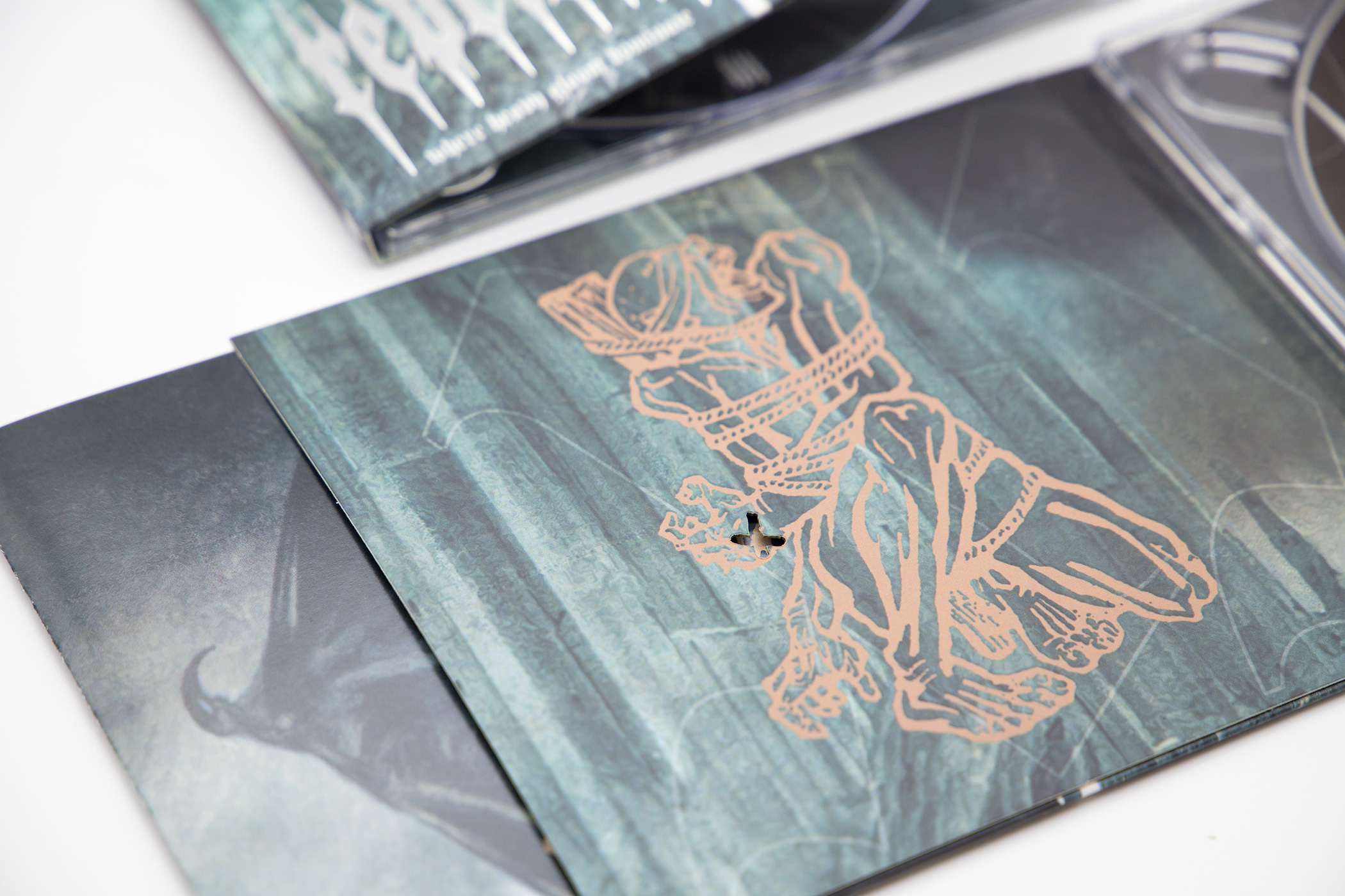 REPRISAL "Where Heavy Gloom Dominate" Die-cut Digipack Enhanced CD